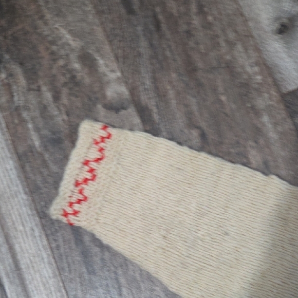 Camisola Poveira – Vintage Portuguese Fisherman Wool Sweater, Handmade - Picture 6 of 16